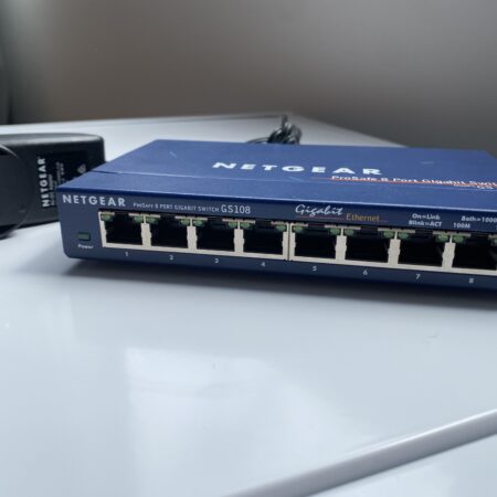 Netgear ProSafe GS108 Gigabit Desktop Switch - 8 Ports - Unmanaged Switch